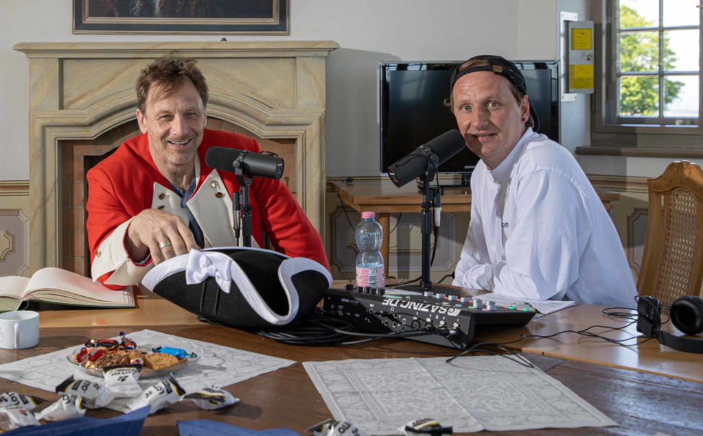 Hendrik Duryn und Pierre Graupner (sazinc) bei den Aufnahmen zum Möglichmacher Podcast von Sachsenlotto